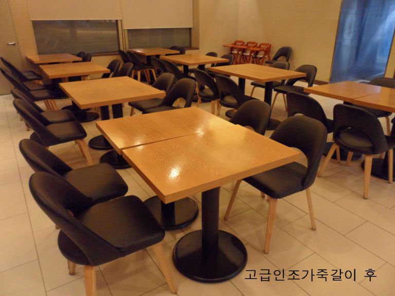 김해 국제공항 국내선 3층 푸드 오 클락  천갈이 전,후